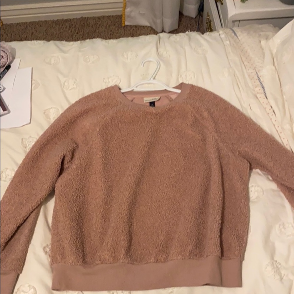 pink sweater